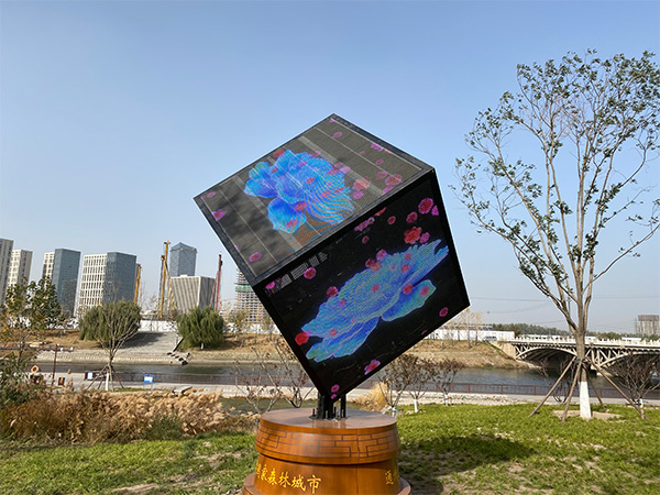 TD's Transparent Magic Cube LED Screen for Theme Park